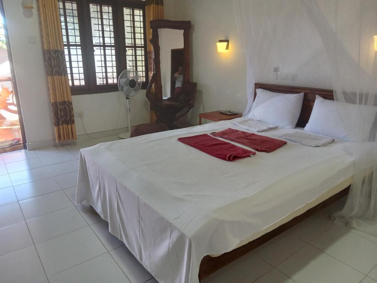 Sigiri Lion Lodge Sigiriya Buitenkant foto