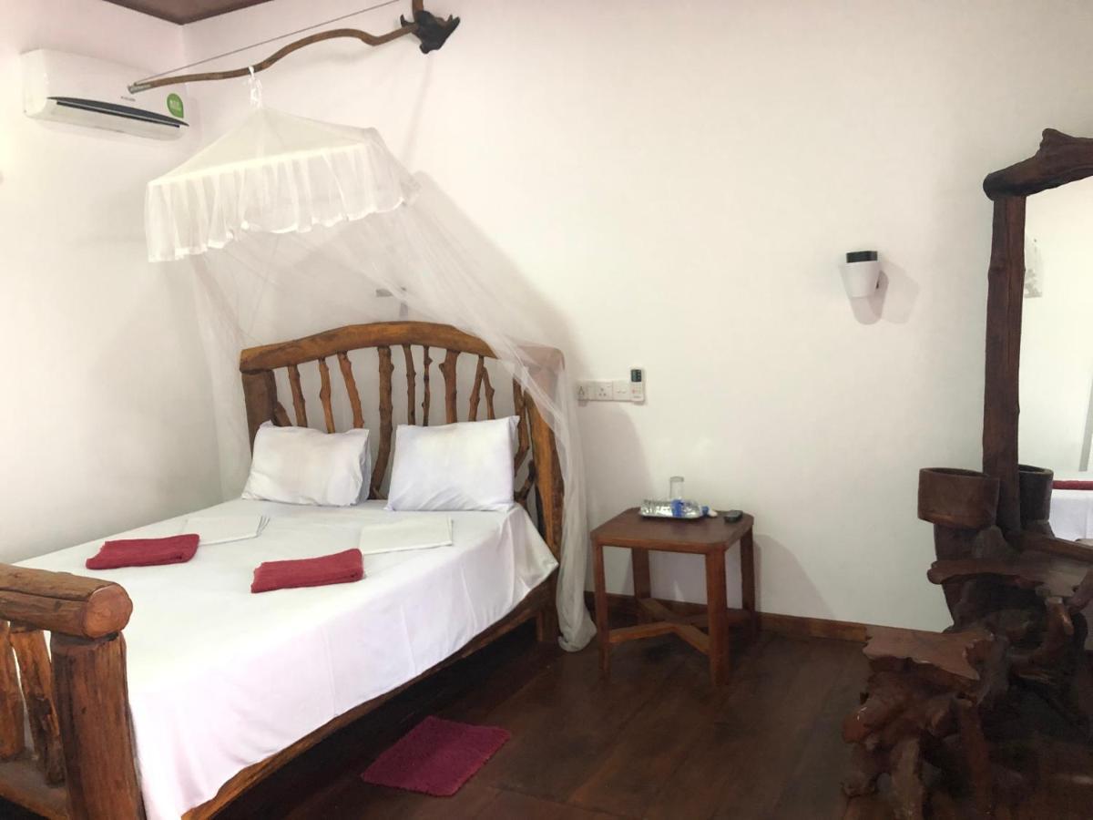 Sigiri Lion Lodge Sigiriya Buitenkant foto
